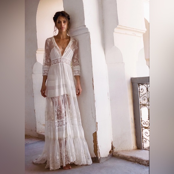 FOUND - ISO Spell Evangeline wedding gown in XS/S - Picture 3 of 3